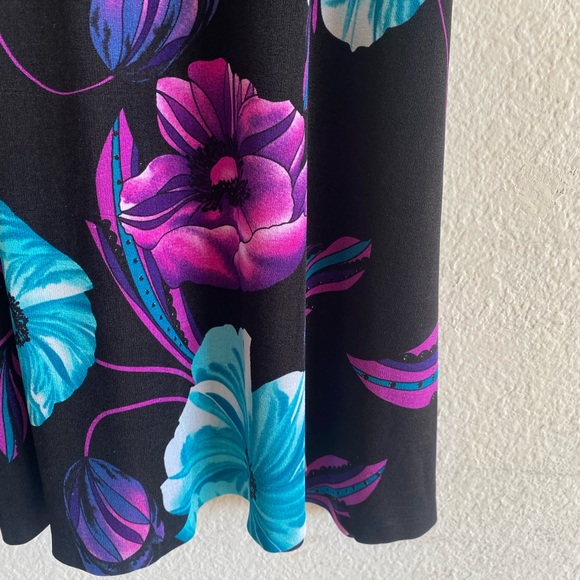 Jostar Poly Spandex Travel Knit Slinky Stretch Floral Dress - Picture 3 of 9